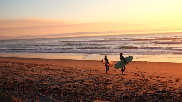 7 Surfing Tips for Beginners